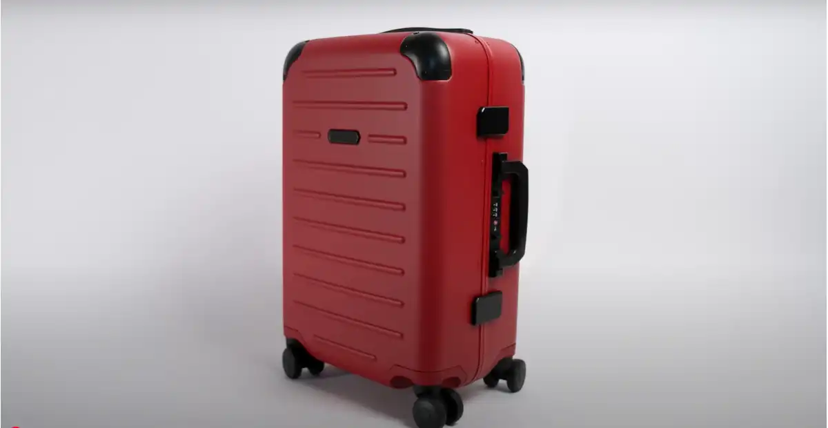 Solgaard Luggage Review