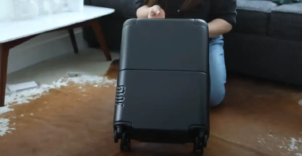 Away luggage 