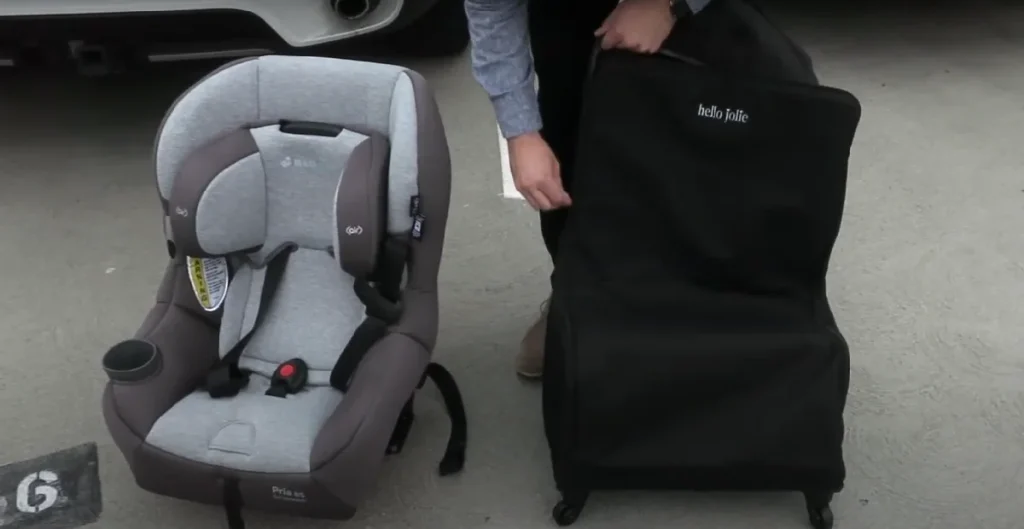 Reviews of the Best Car Seat Travel Bags with Wheels