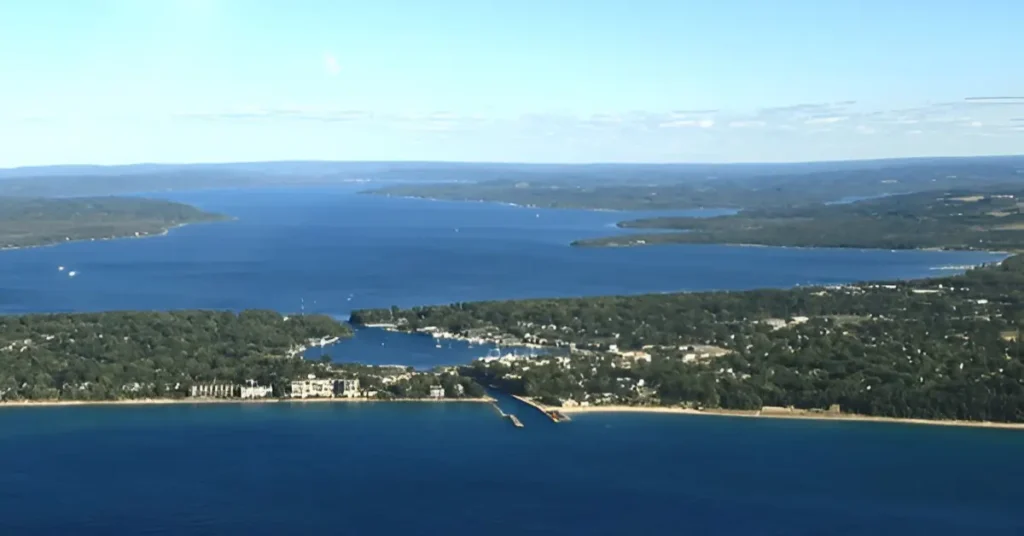 Charlevoix In Michigan