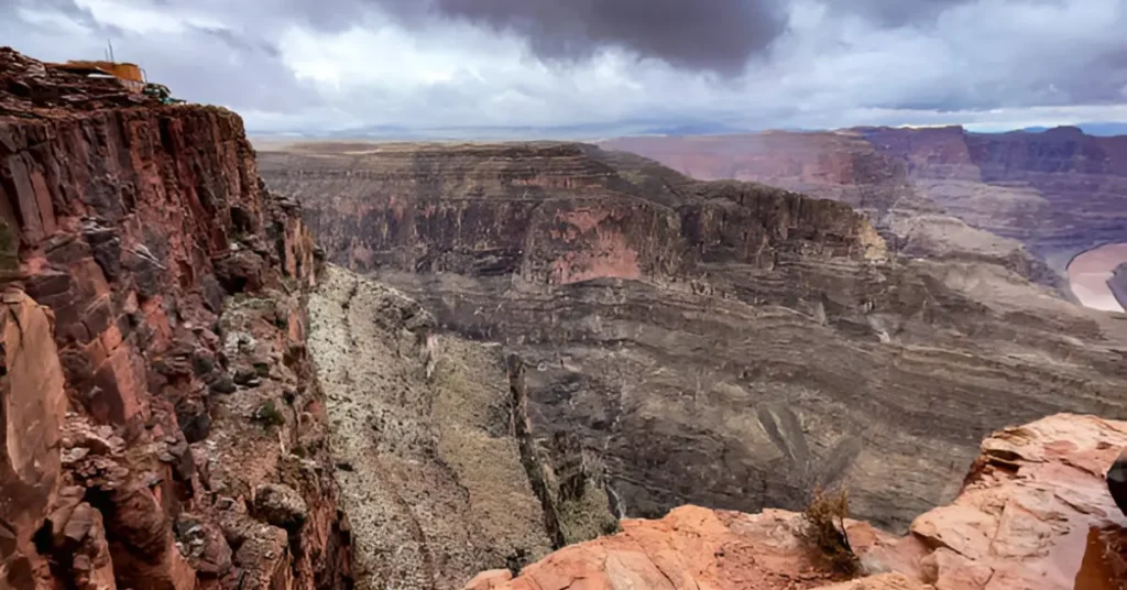 Sunset Point and Goosenecks Overlook