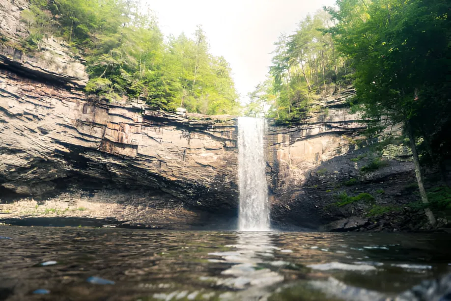 Top Waterfalls Near Nashville, Tennessee