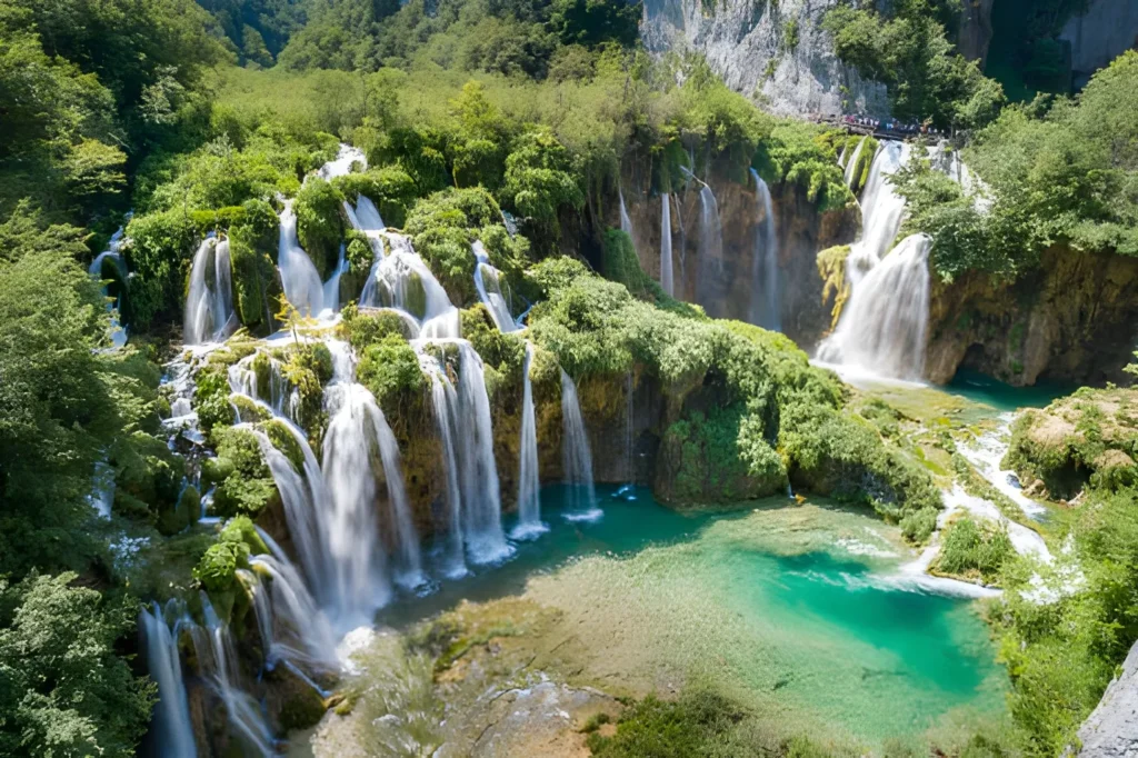 Ultimate Bucket List of the Most Amazing Places in the World