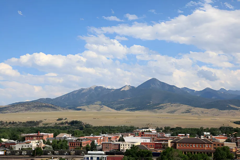 Best Small Towns In America To Visit - 20 Must Visit USA Small Towns