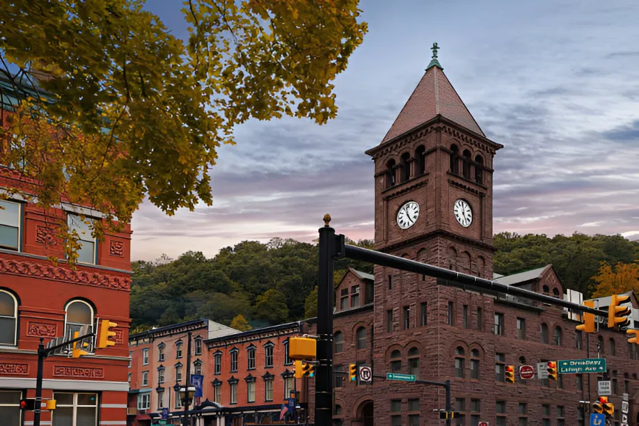 Best Small Towns In America To Visit - 20 Must Visit USA Small Towns