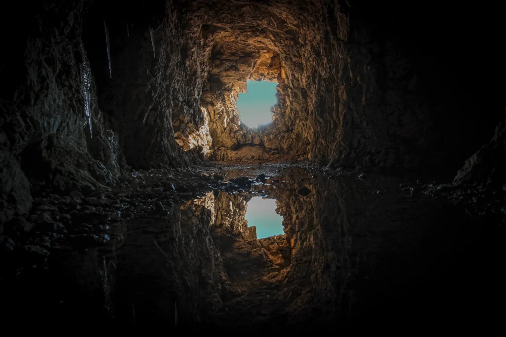 Cumberland Caverns